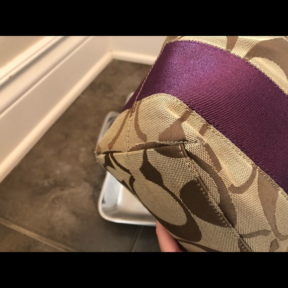 Coach Purse - Picture 7 of 13